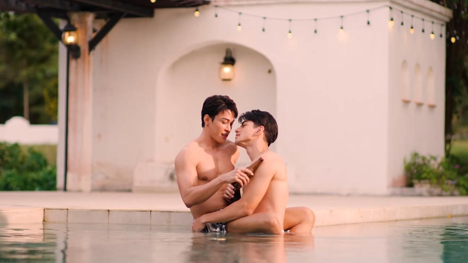 LOVE(X)迷你剧：Roommates In Love 爱（X）-室友恋爱记